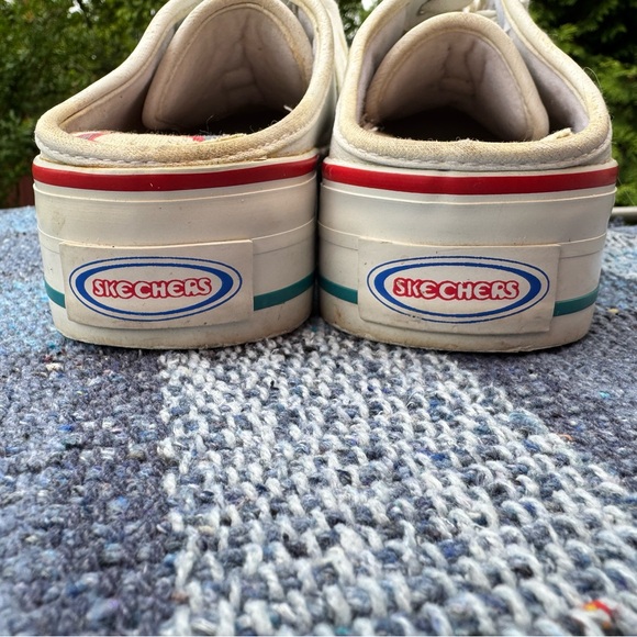 Skechers white Slip-On platform Sneakers with USA 🇺🇸 flag diamond Accents size 7 - Picture 6 of 9